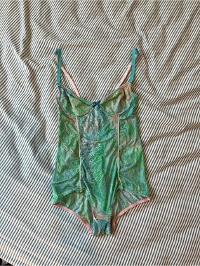 Cosmopolitan Black Shiny Bodysuit